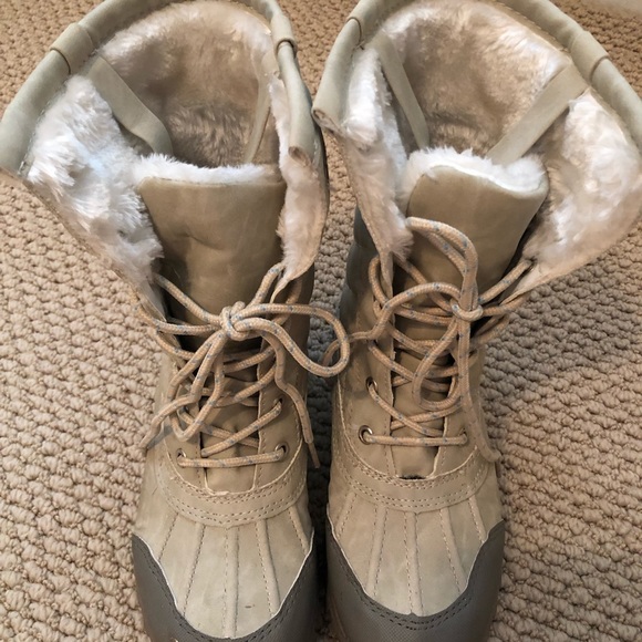 report winter boots